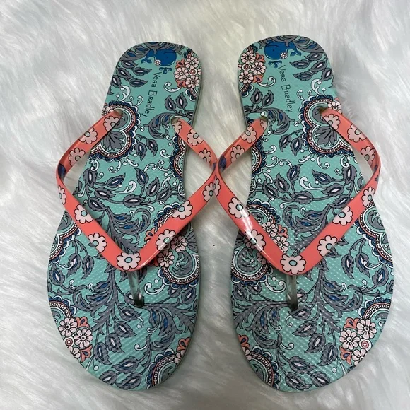 | Vera Bradley | sandals. Size 7-8. - Picture 4 of 5